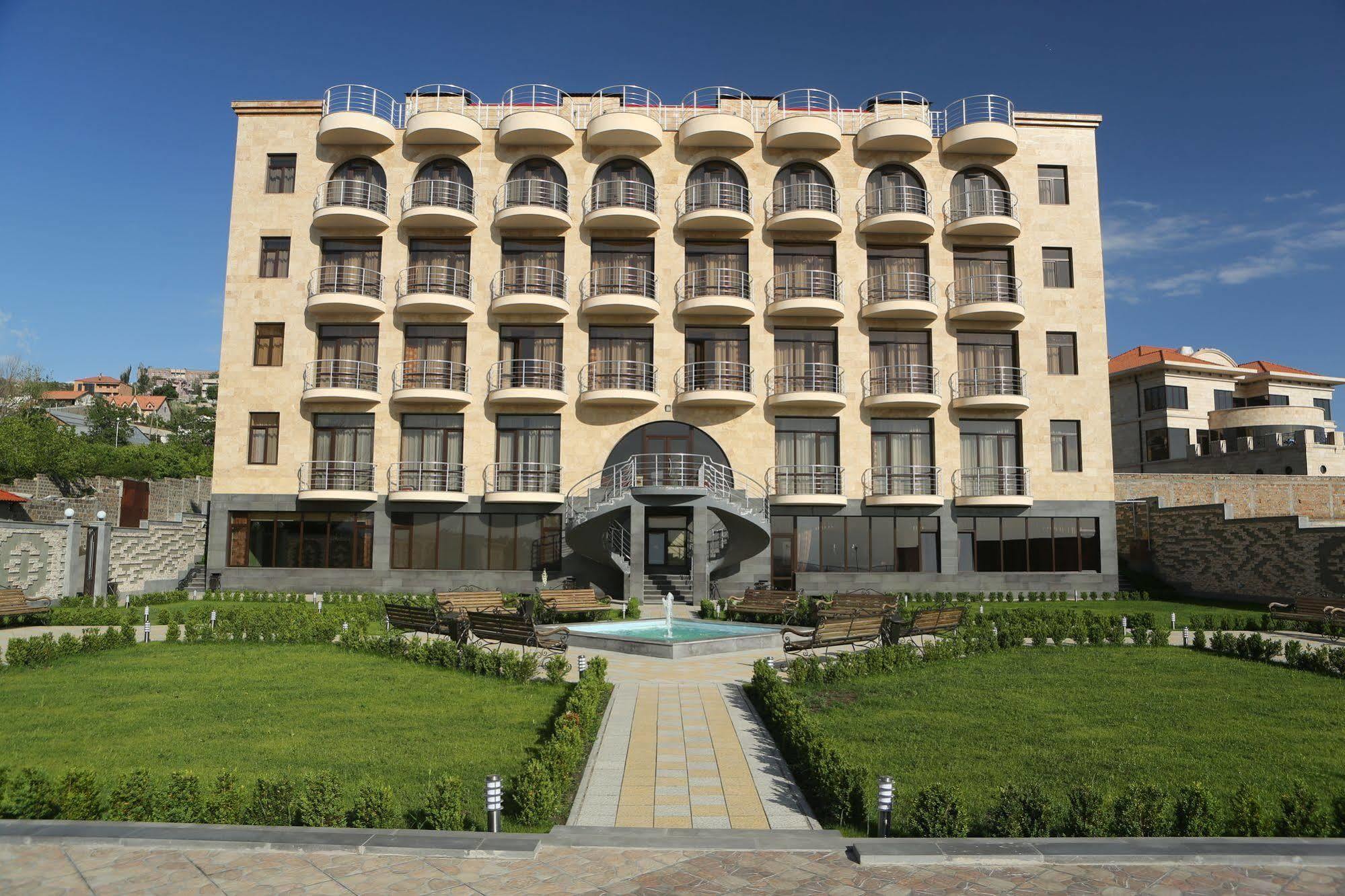 يريفان Nare Hotel المظهر الخارجي الصورة